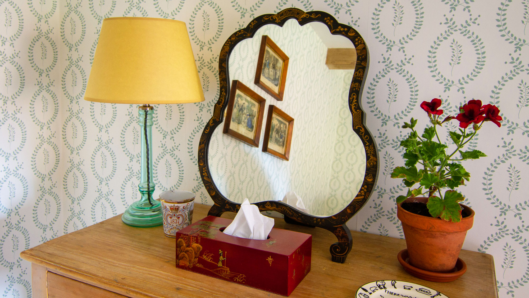Laurel pattern wallpaper and grasscloth by Anna Jeffreys